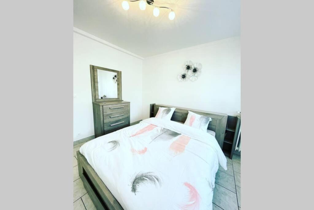 Magnifique 2P A Deux Pas De La Plage Cagnes-sur-Mer Exterior photo